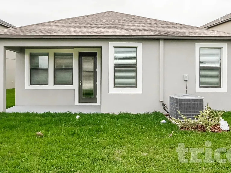 9735 Ivory Dr — Photo 10