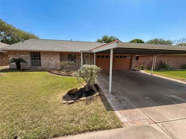 1902 New Orleans St, Deer Park, TX 77536