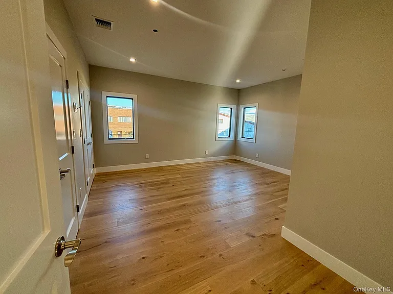 159 Harrison Ave #C — Photo 14
