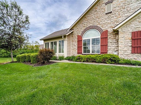 2nd image of 64 Scarborough Village Dr