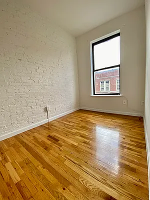 Rented by Bohemia Realty Group | media 10