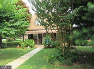 2410 Mole Rd, Secane, PA 19018