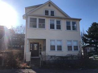 6 Dorchester St, Worcester, MA 01610