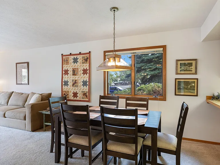 1712 W Olive St #2-48 — Photo 15