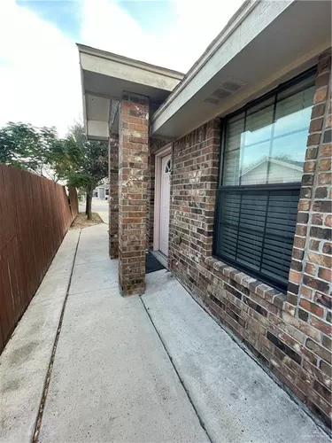 2240 Date Palm Ave #1 Photo 1