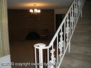4th image of 20 Greenwood Ln