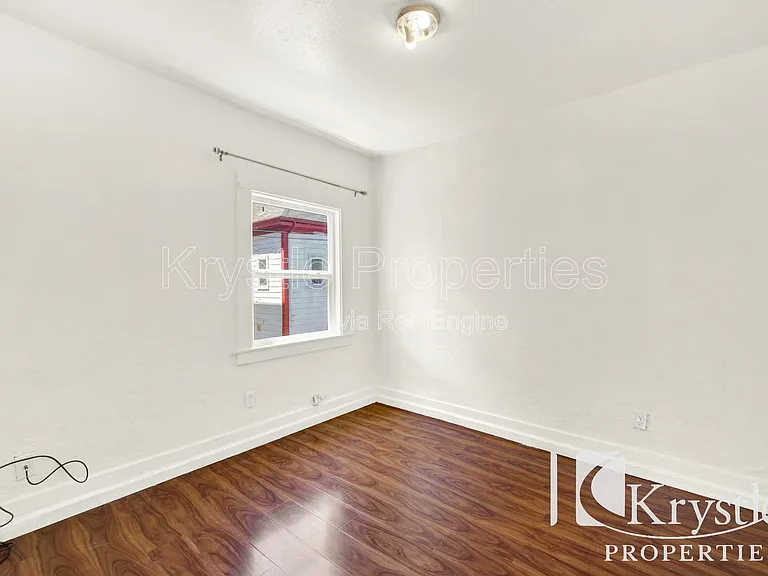 132 Tennessee St #C — Photo 11
