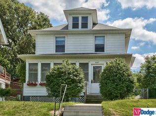 2057 Deer Park Blvd, Omaha, NE 68108