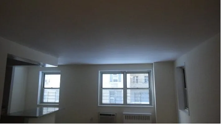 Rented by Hudson Park NY LLC | media 27