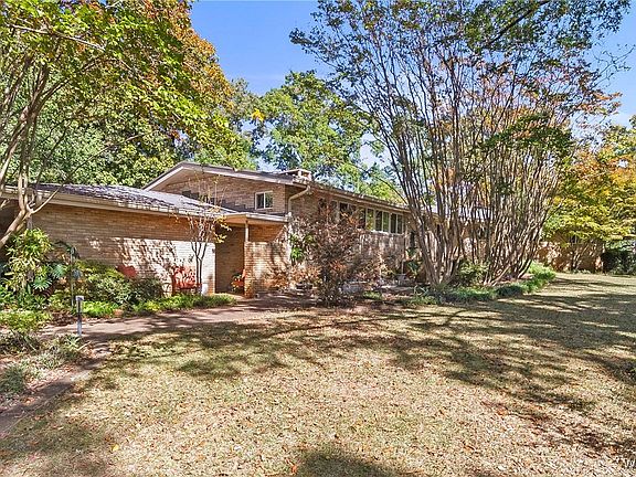 2nd image of 2916 Woodland Hills Dr