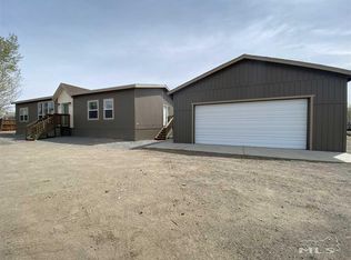 5220 Shoshone Dr, Stagecoach, NV 89429