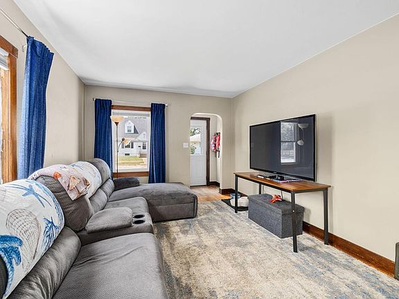 3rd image of 716 23rd STREET N N
