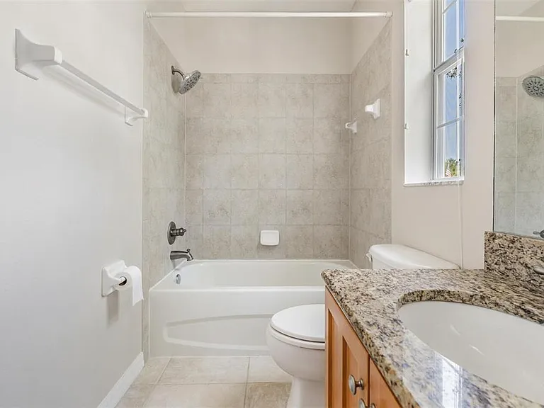 6008 Fishhawk Crossing Blvd #6008 — Photo 31