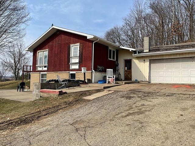 2nd image of 11675 County Highway B