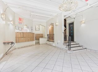 The Lovetta, Los Angeles, CA 90005