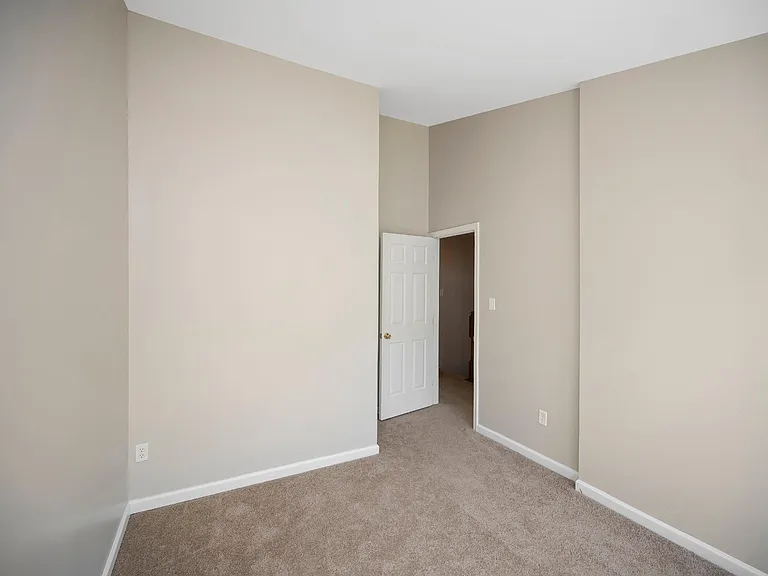 9705 Becker Ct — Photo 13