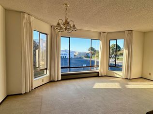 1949 Chestnut St APT 301, San Francisco, CA 94123