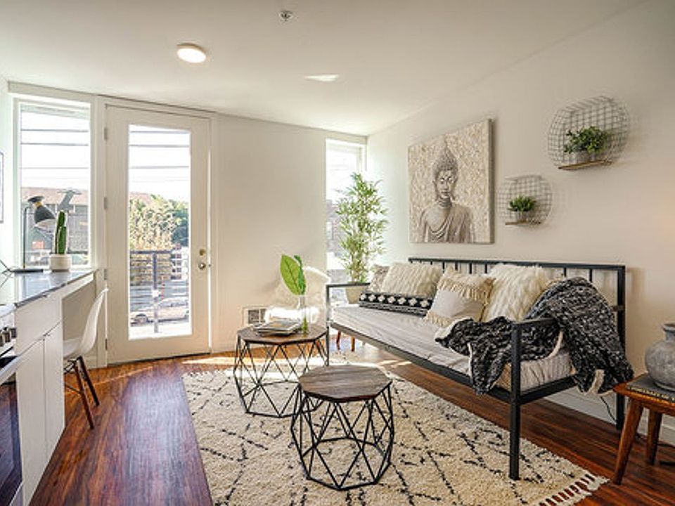 1st image of 1202 E Thomas St #2790