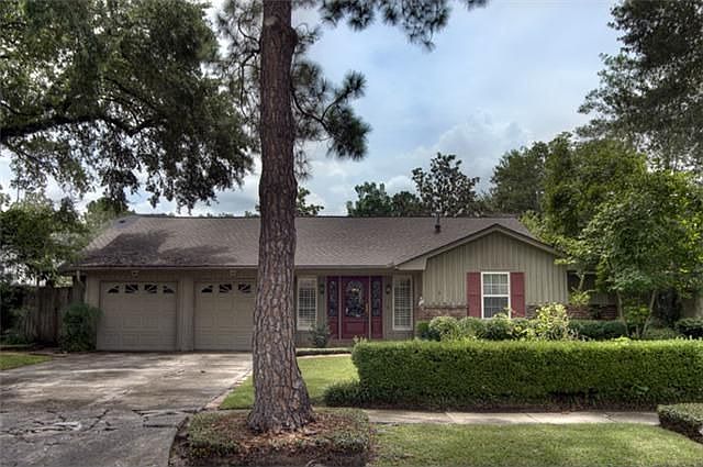 1st image of 8703 Ferris Dr
