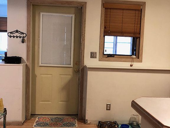 3rd image of 15008 Viewcrest Ln #B