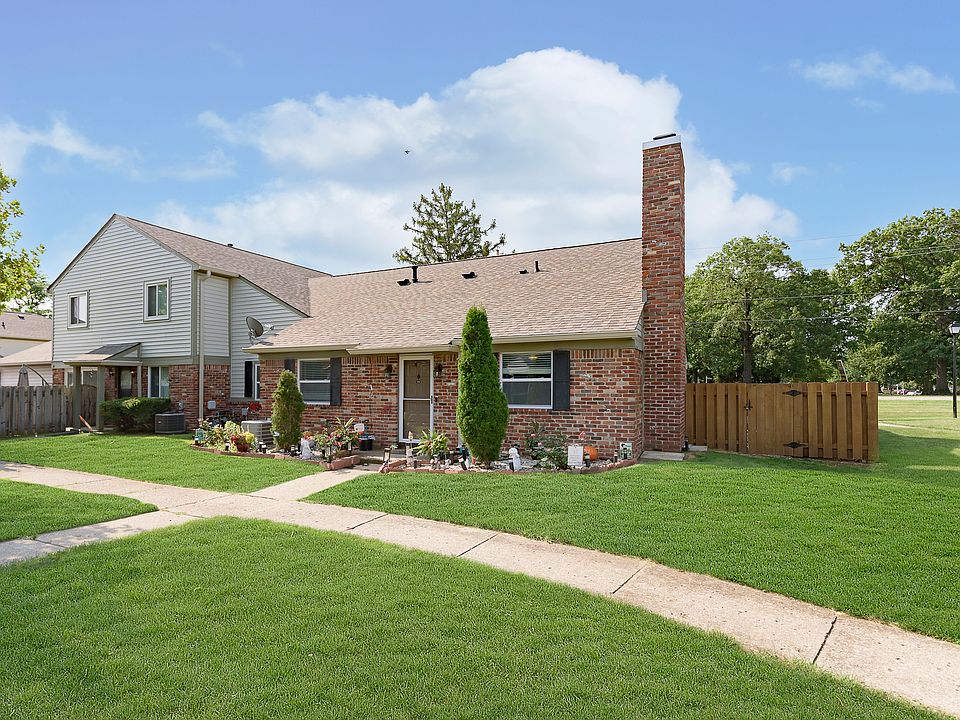 1st image of 4948 W 59th St #3