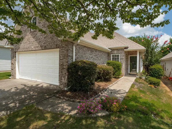 249 High Ridge Dr, Pelham, AL 35124