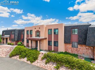 2927 Mesa Rd APT C, Colorado Springs, CO 80904