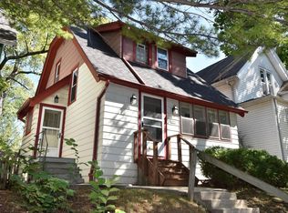 3118 N Newhall St, Milwaukee, WI
