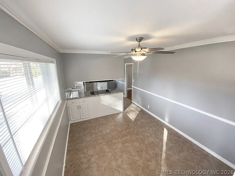 3715 E 51st Pl — Photo 5