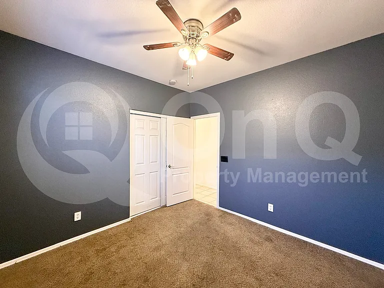 16609 S 16th Dr — Photo 15
