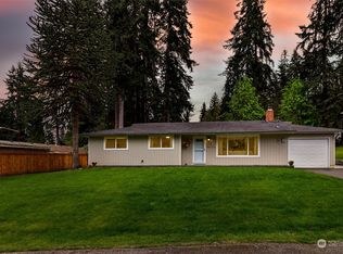14106 Cascadian Way, Everett, WA