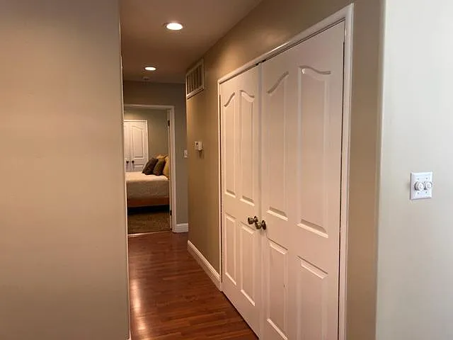 553 Bonita Ave — Photo 34