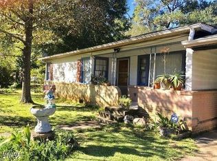 1515 S Grady Ave, Picayune, MS 39466