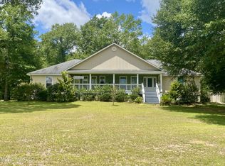 181 Rolling Woods Rd, Lucedale, MS 39452