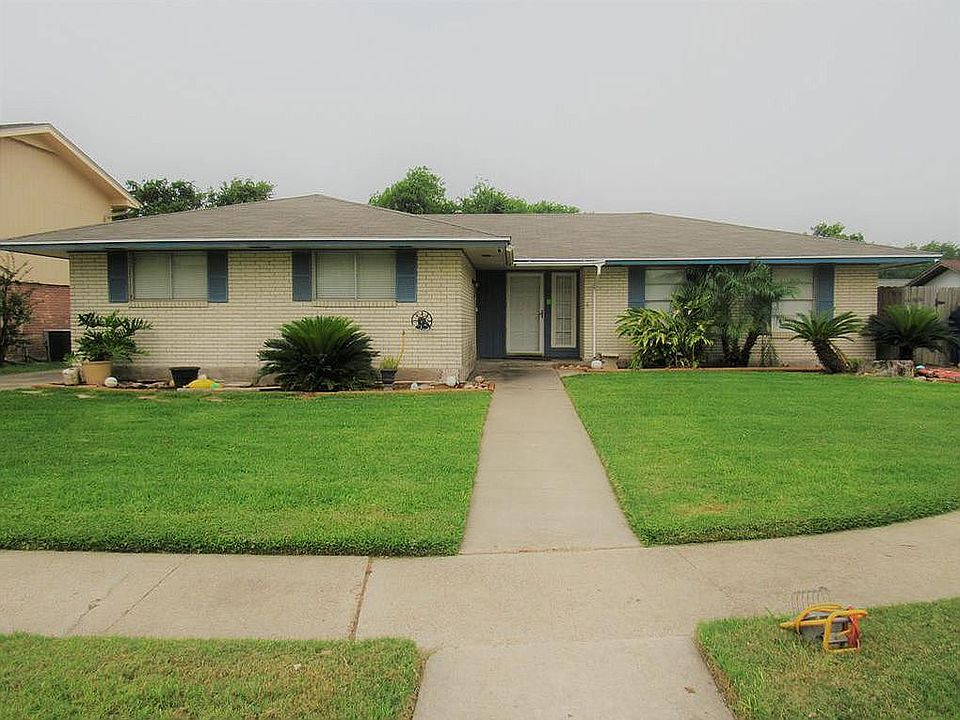 1st image of 148 Chiltipin Dr