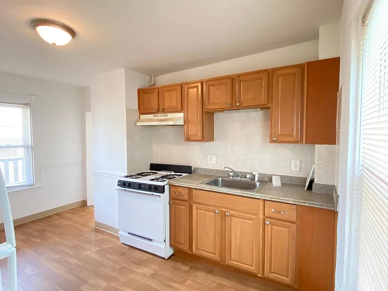 45 Rice St — Photo 7
