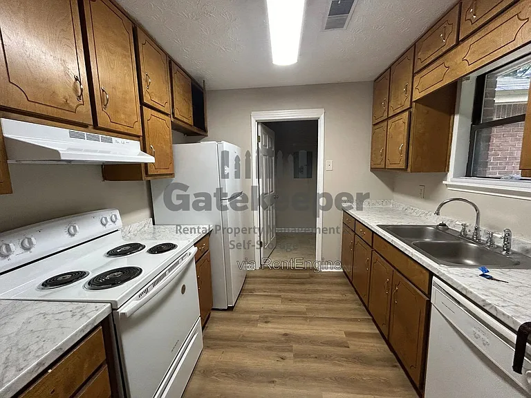 115 Meadowbrook Ct #A — Photo 4