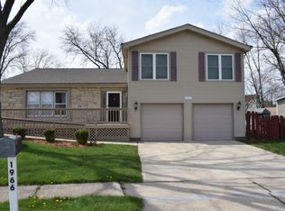 1966 Aspen Ln, Glendale Heights, IL