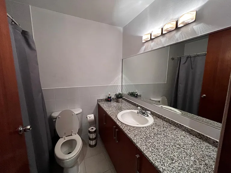102 Harbour Dr #A102 — Photo 12