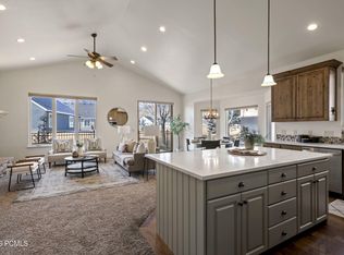 1353 N Montreux Dr, Midway, UT 84049
