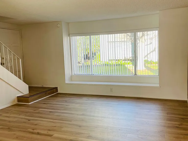 1214 Llama Ct — Photo 11