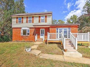 174 Burlington Path Rd, Cream Ridge, NJ 08514