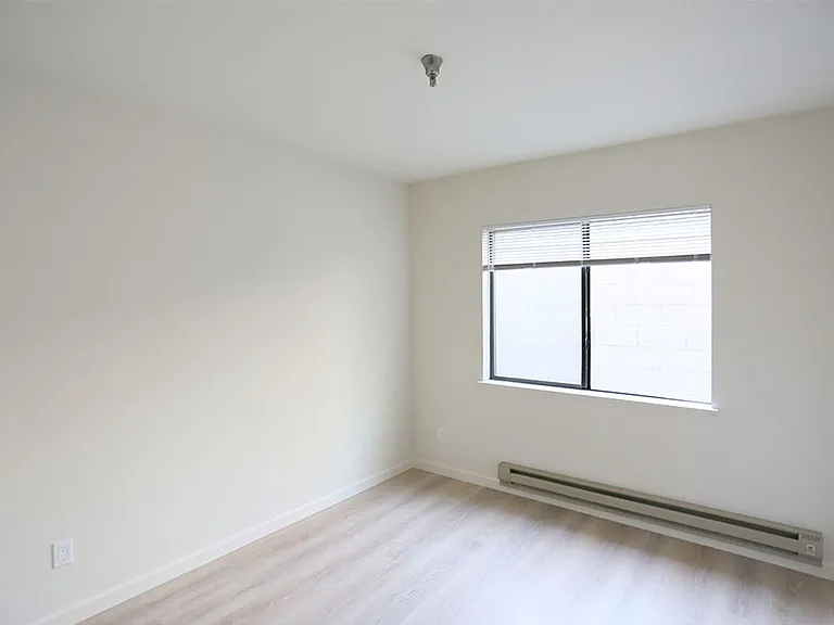 301 Jayne Ave #3 — Photo 11