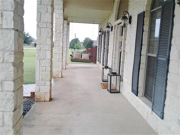 2nd image of 104 Hearthstone Ct
