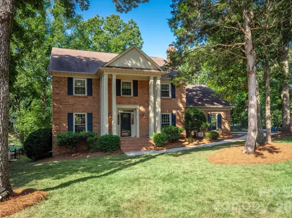 10009 Thomas Payne Cir, Charlotte, NC 28277