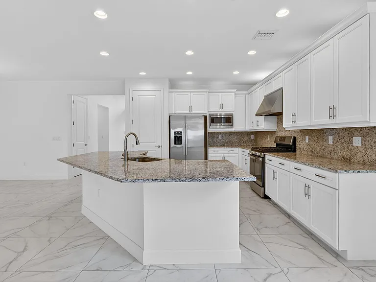 11765 SW Poseidon Way — Photo 12