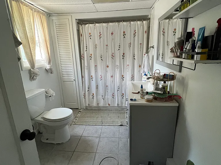 862 South St #4 — Photo 9