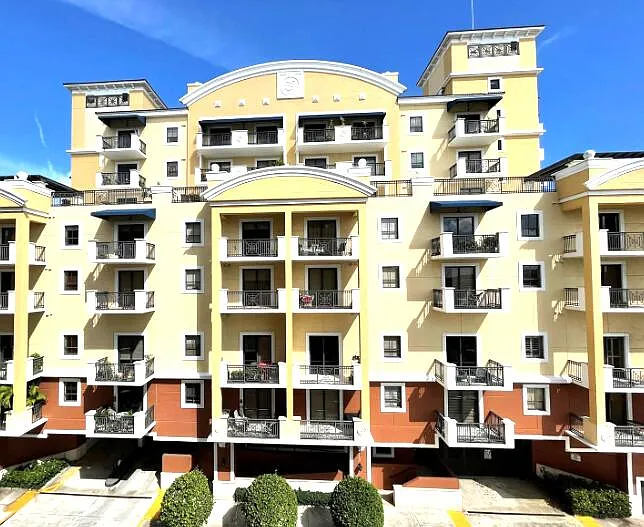 2 bed, 2.0 bath, 1216 sqft, $3,250 — Photo 1