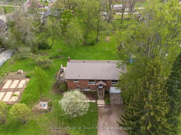 3 Lynch St, Severn, ON L0K 1E0