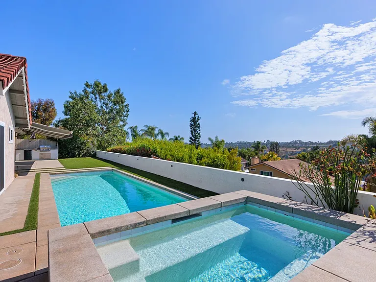 3607 Laredo St — Photo 2